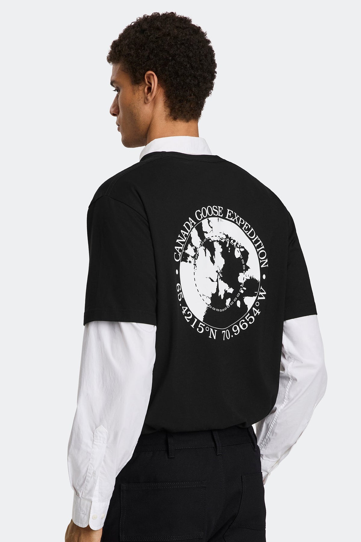 Novo Graphic T-Shirt