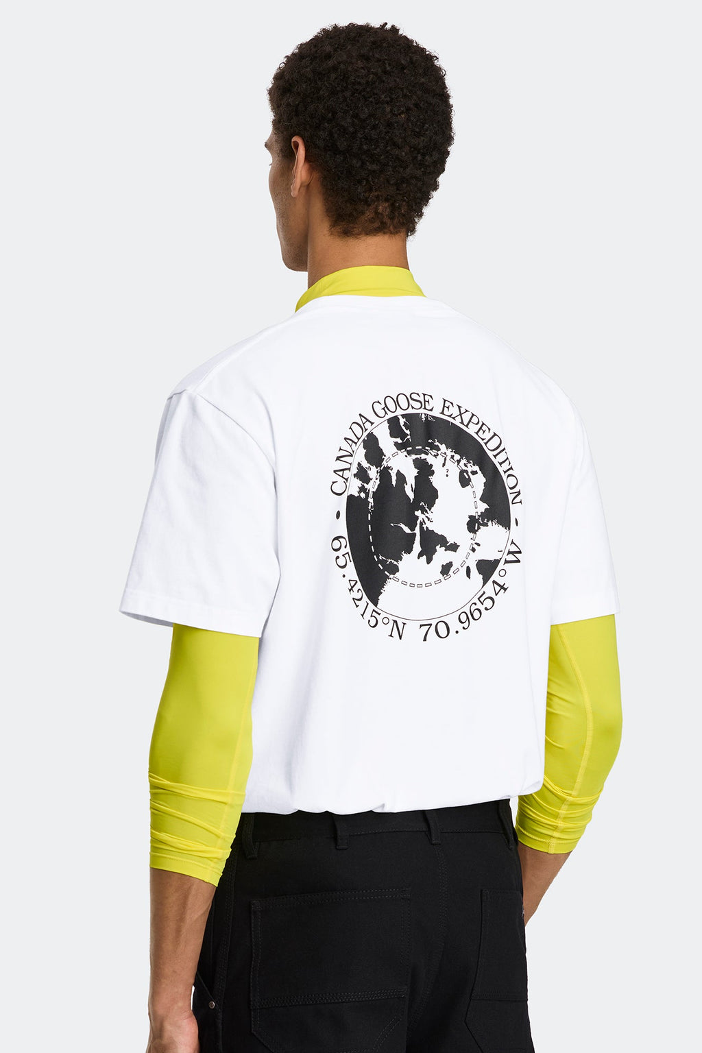 Novo Graphic T-Shirt