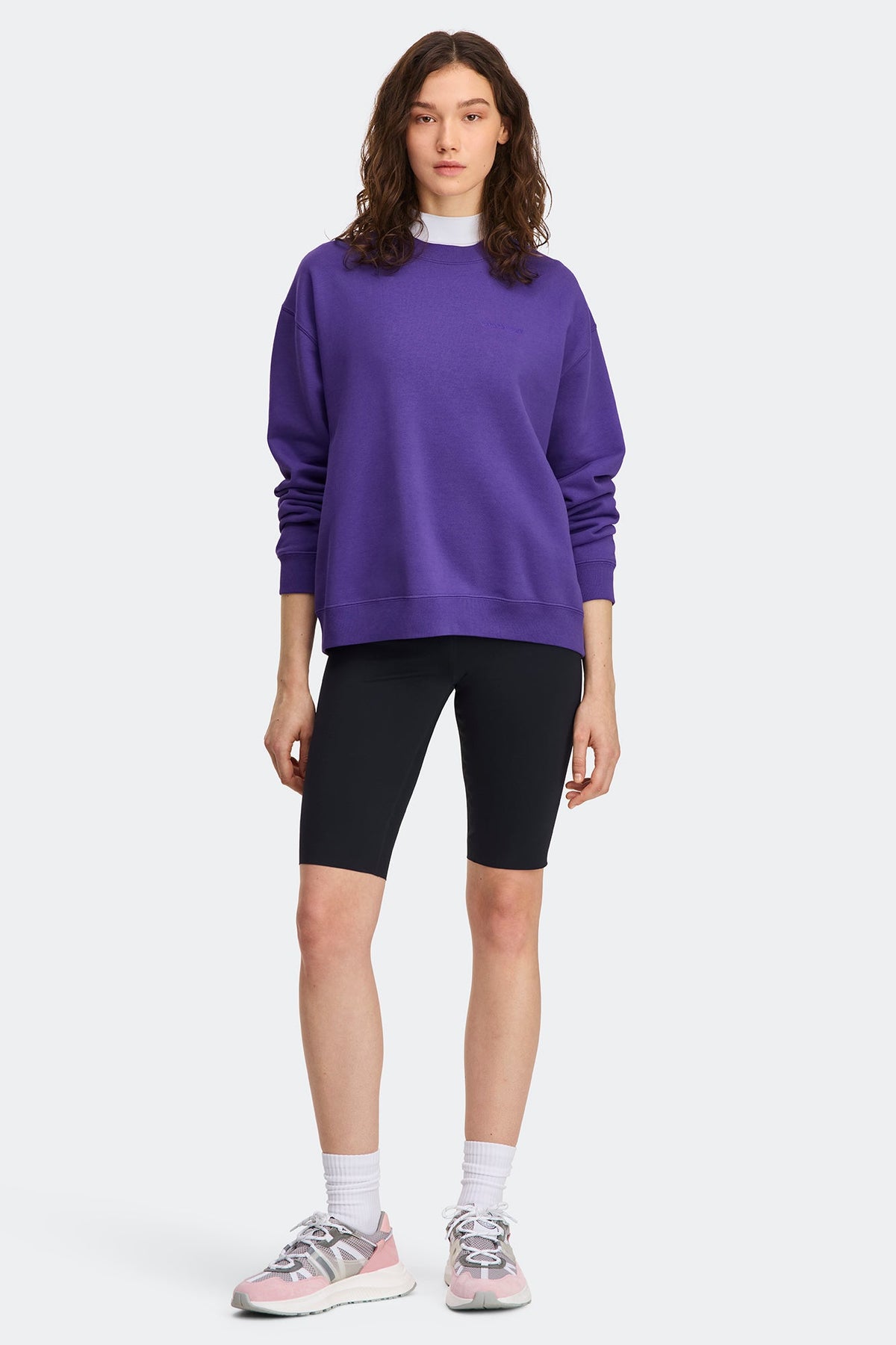 Wander Embroidered Sweatshirt