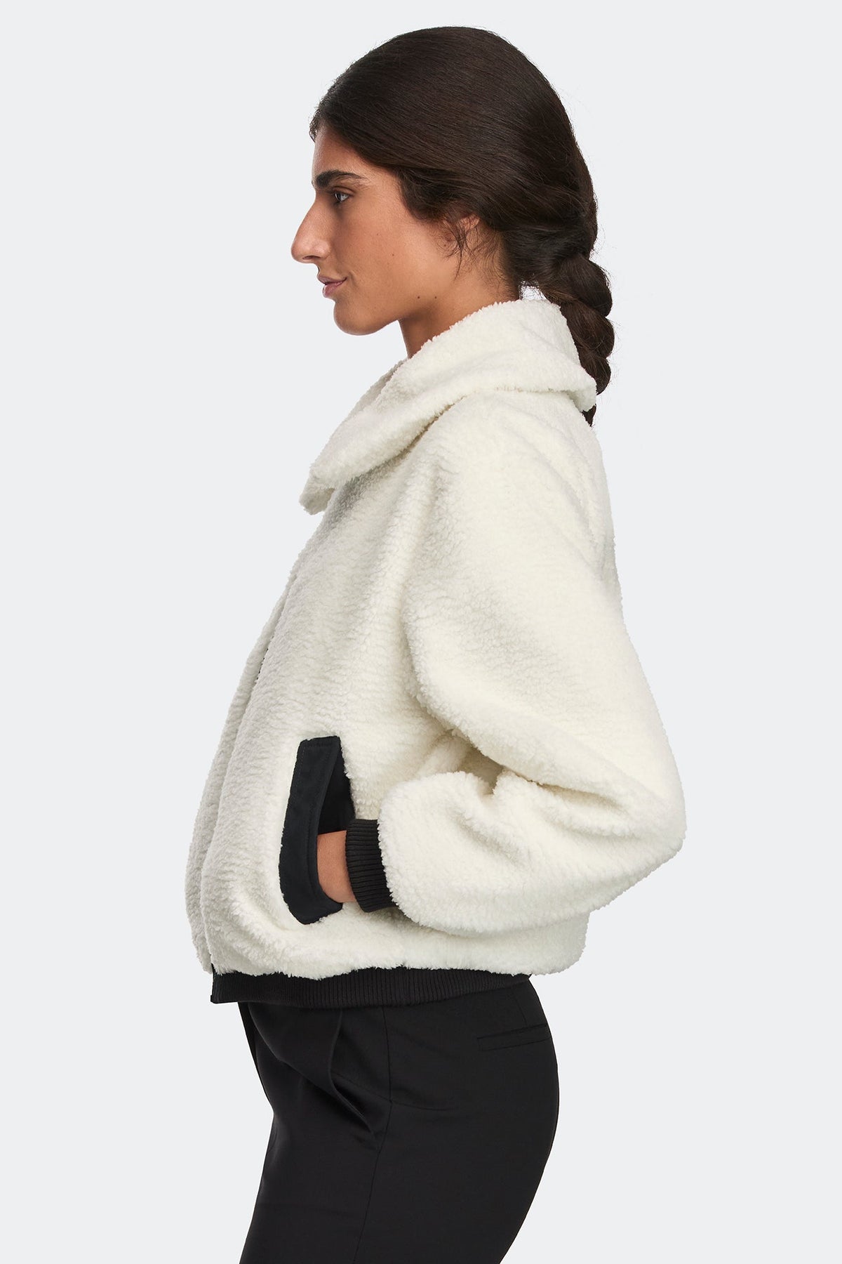 Willa Lightweight Bomber