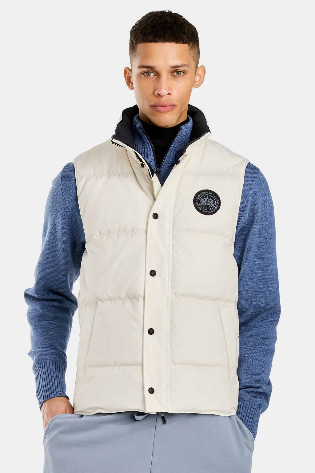 Garson Vest Black Disc