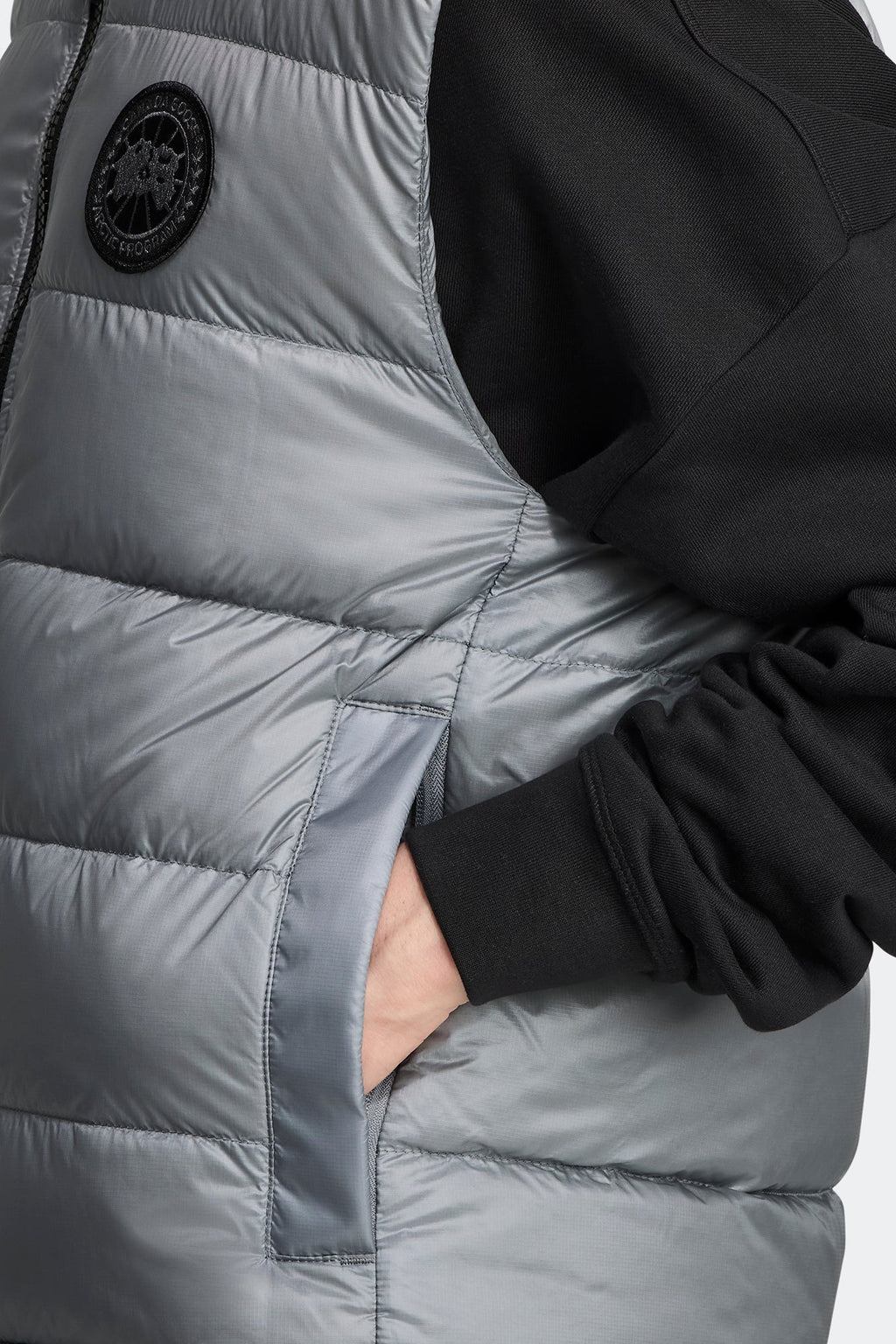 Crofton Vest Black Disc