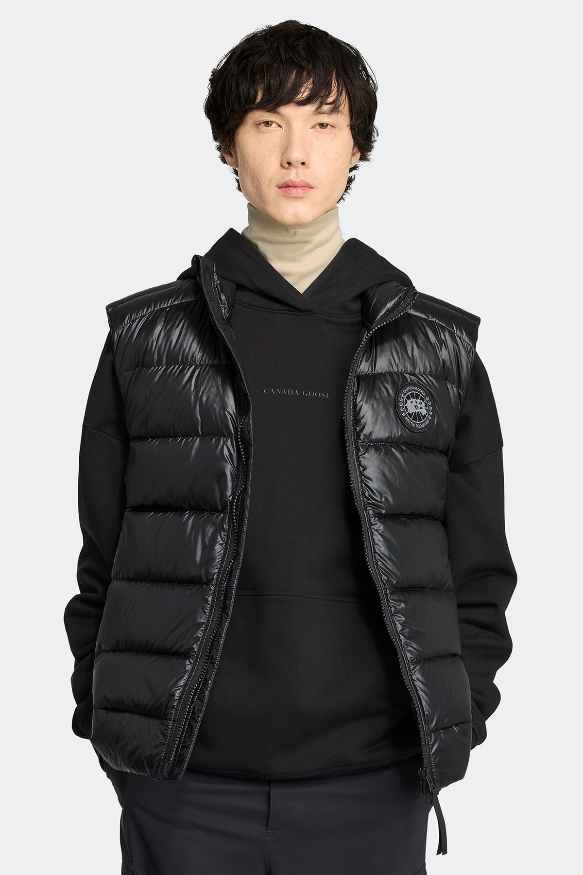 Crofton Vest Black Disc