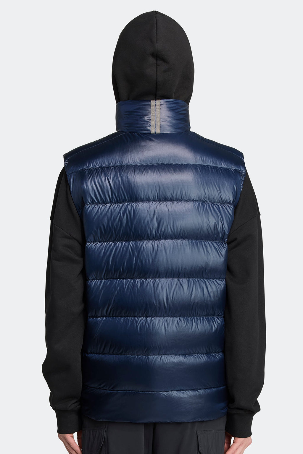 Crofton Vest Black Disc