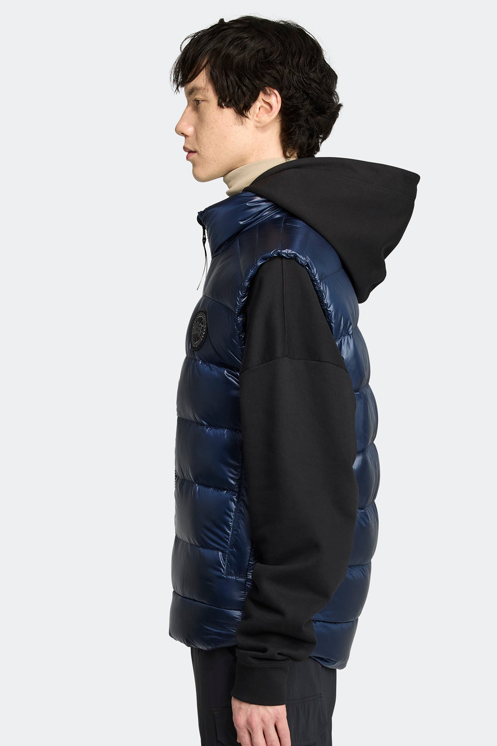 Crofton Vest Black Disc