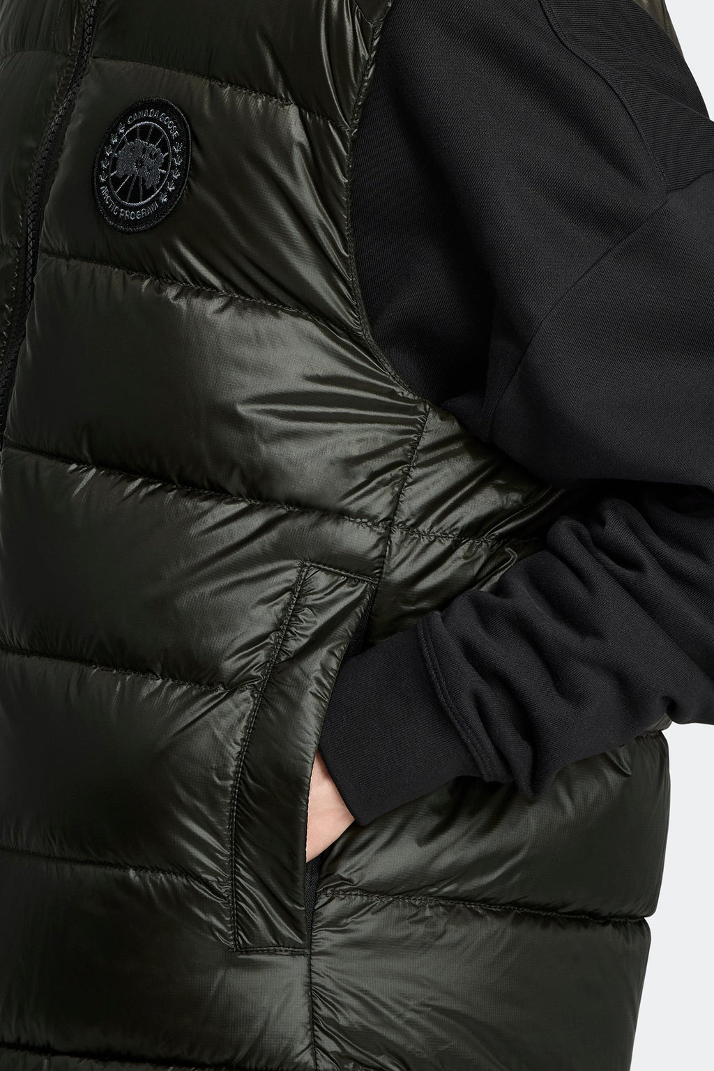 Crofton Vest Black Disc