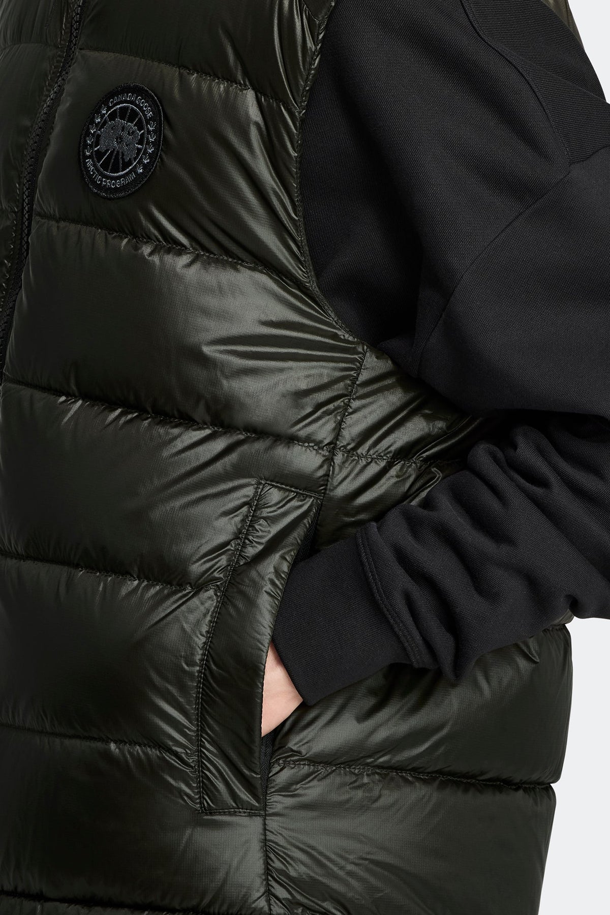 Crofton Vest Black Disc