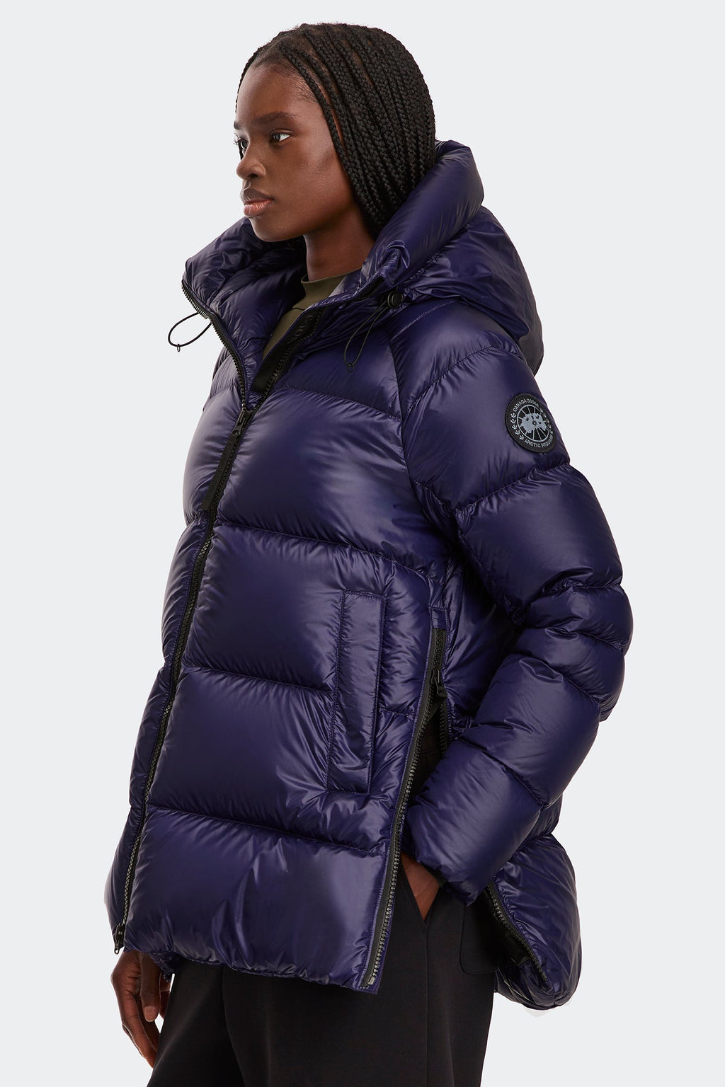 Cypress Puffer Black Disc