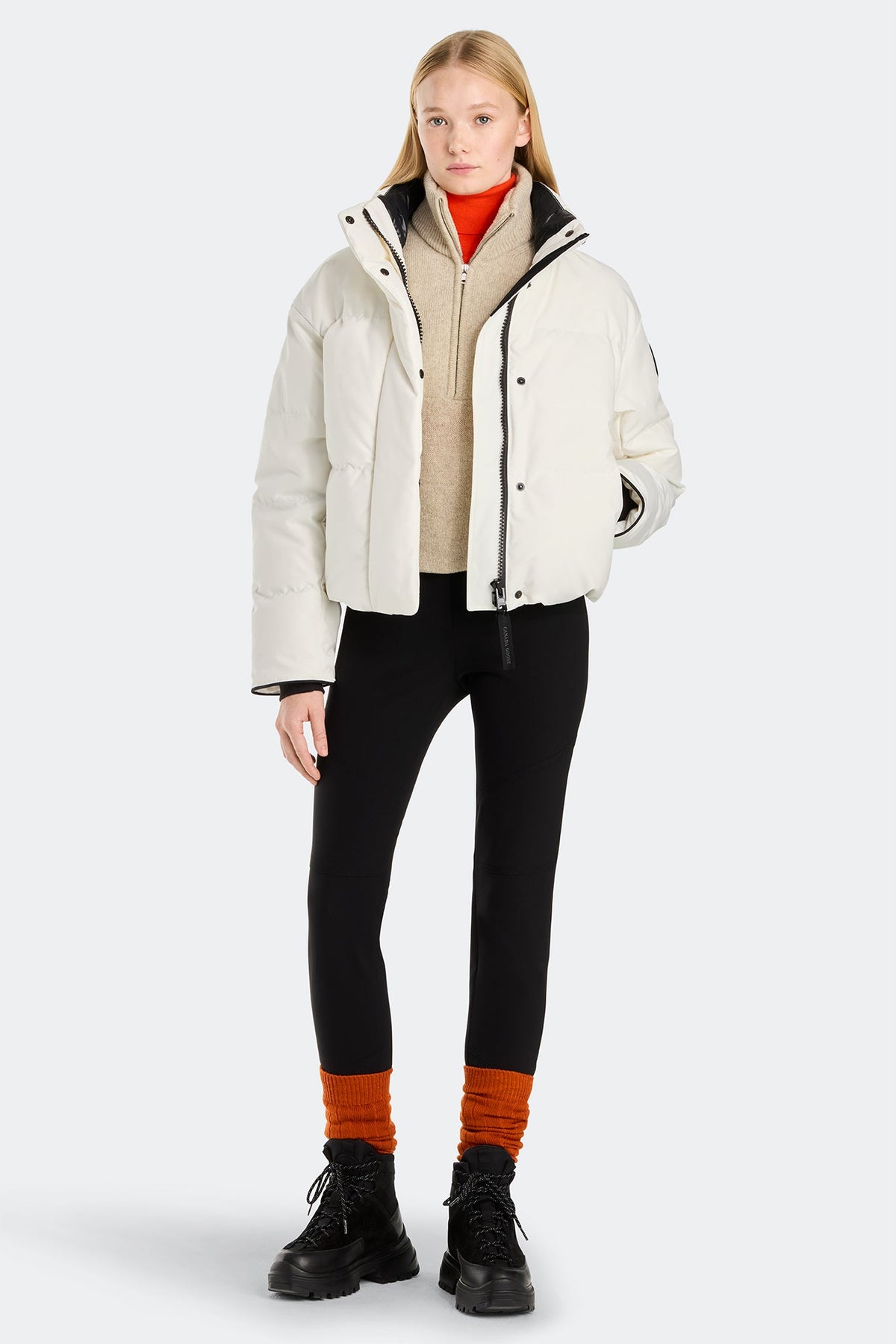 Grandview Cropped Jacket Black Disc