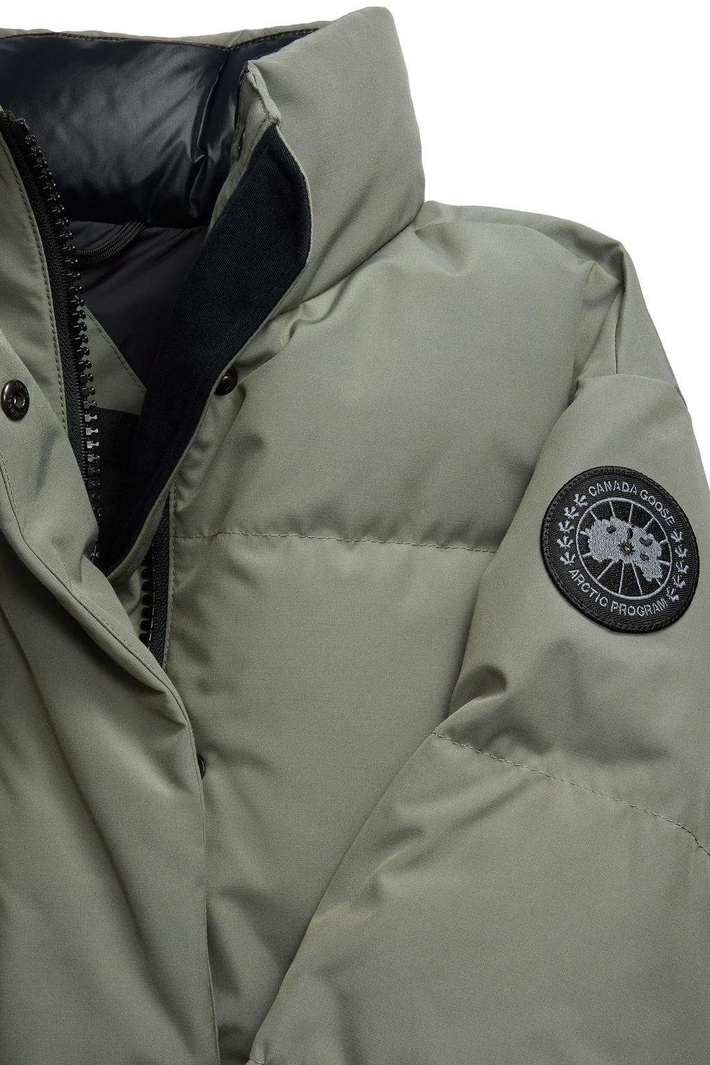 Grandview Cropped Jacket Black Disc