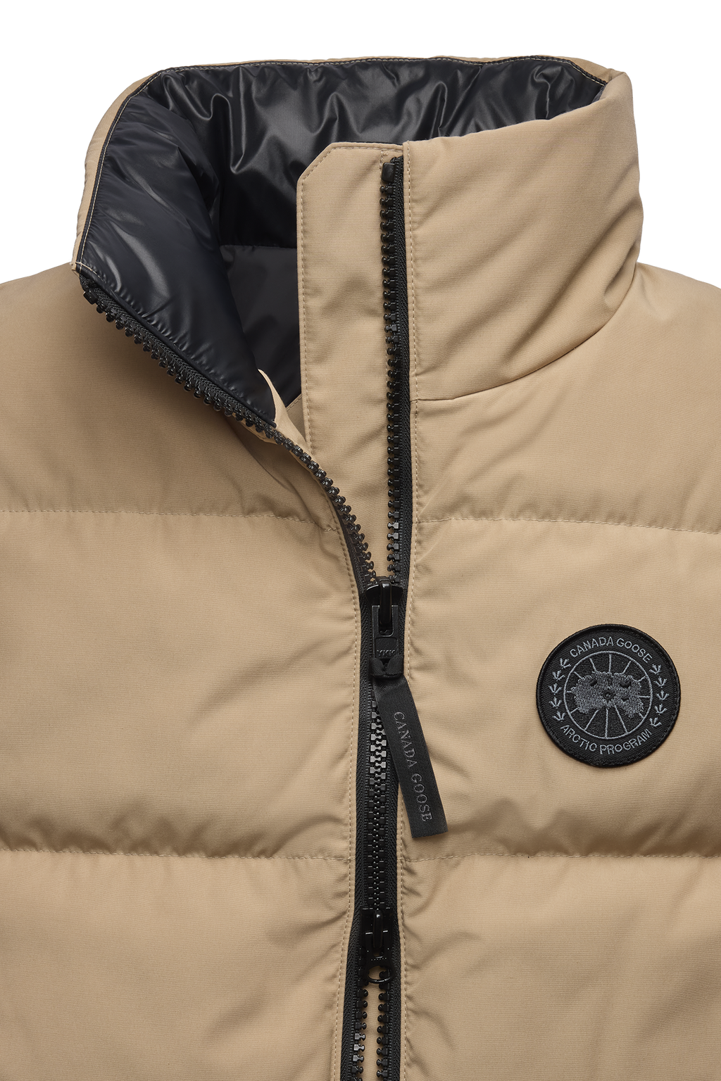 Grandview Cropped Vest Black Disc