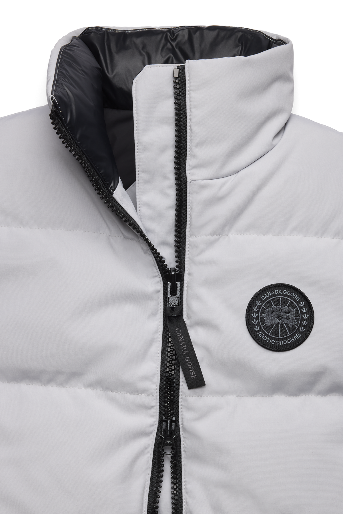 Grandview Cropped Vest Black Disc