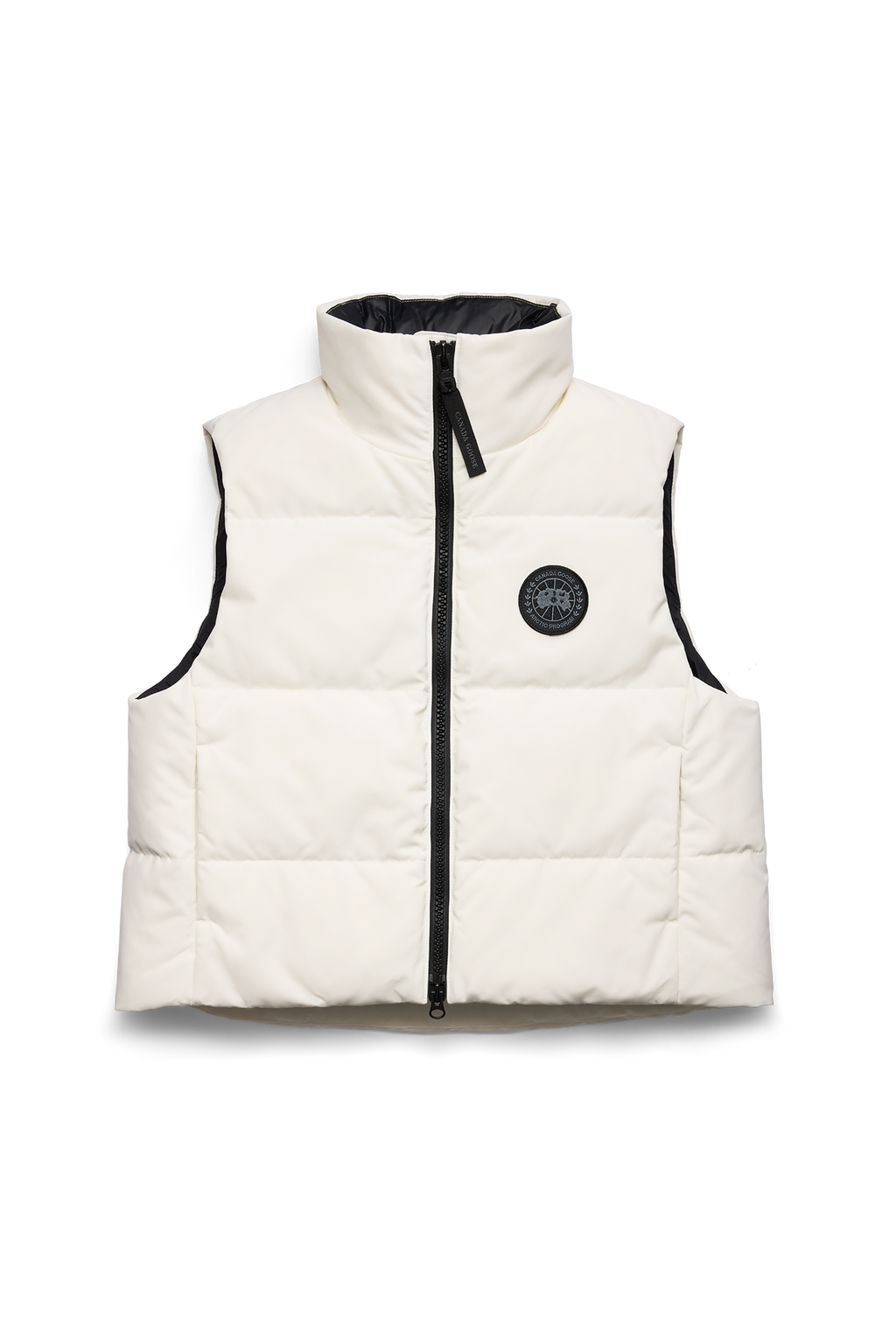 Grandview Cropped Vest Black Disc