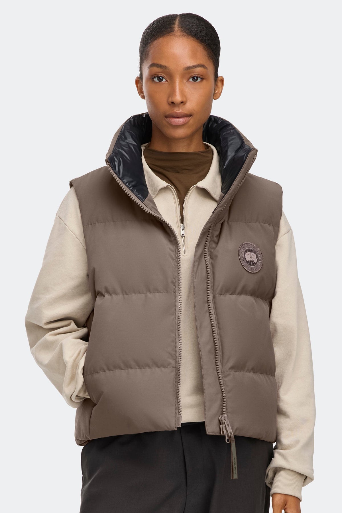 Grandview Cropped Vest Tonal Disc