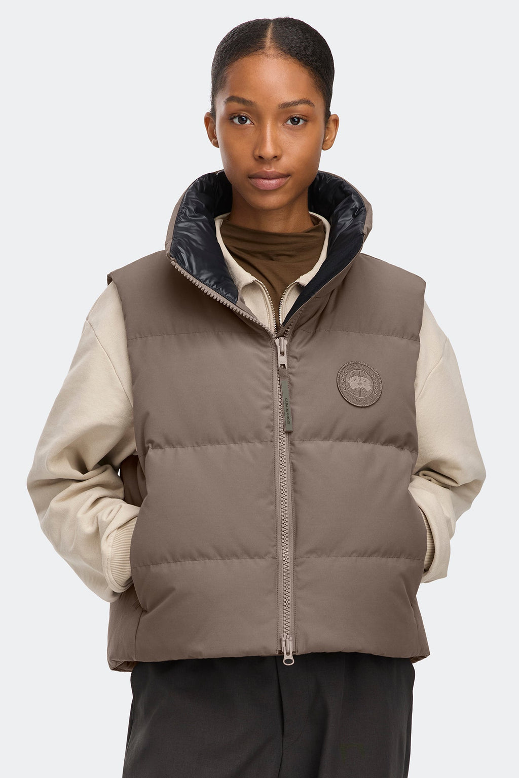 Grandview Cropped Vest Tonal Disc
