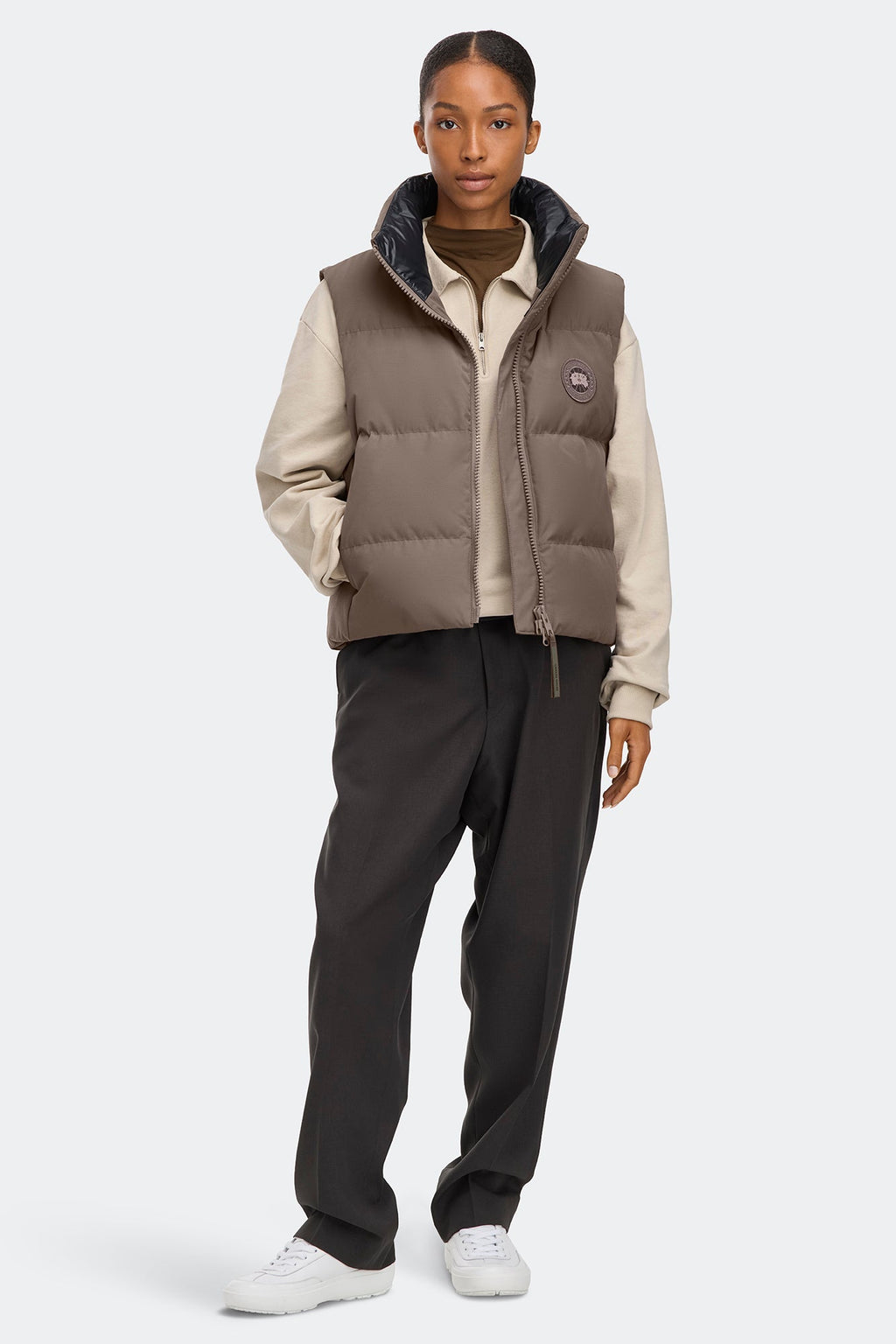 Grandview Cropped Vest Tonal Disc