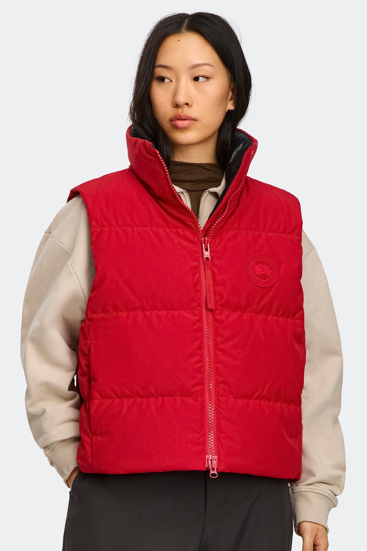 Grandview Cropped Vest Tonal Disc