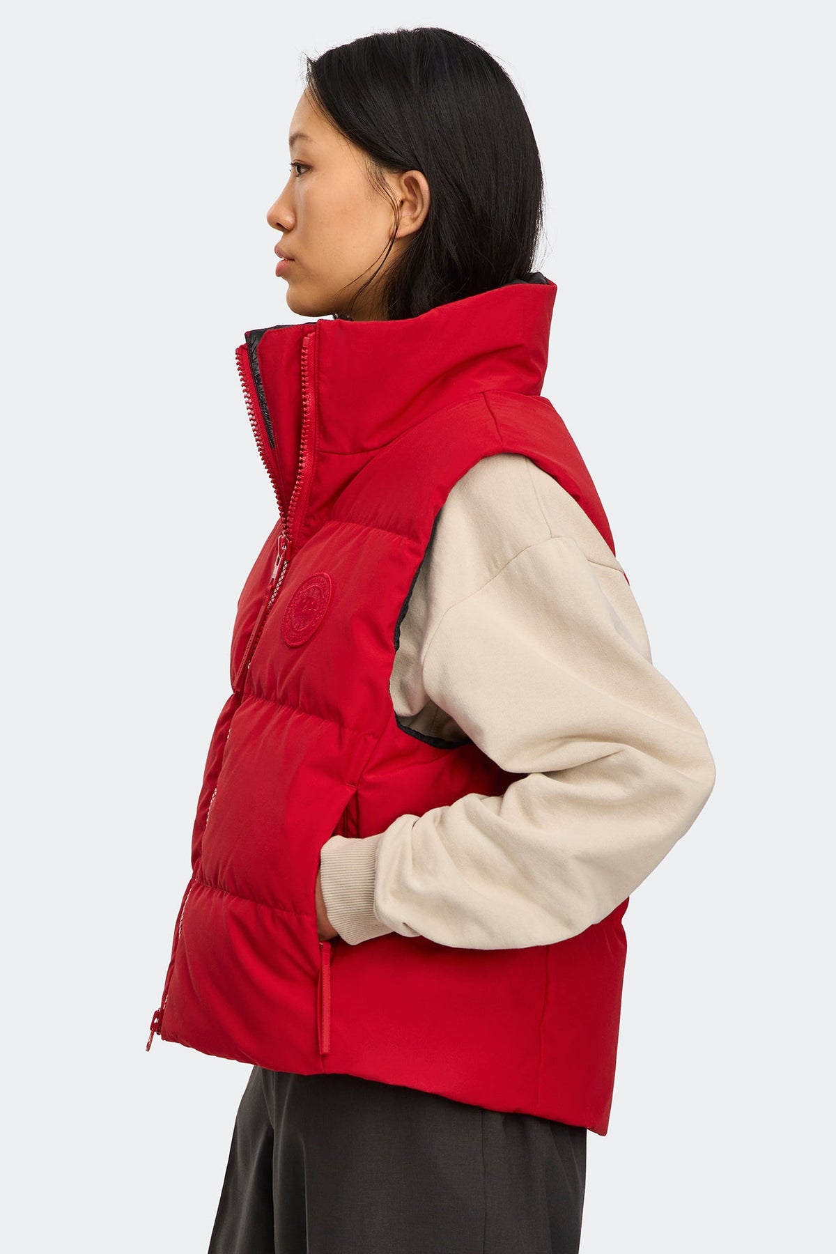 Grandview Cropped Vest Tonal Disc