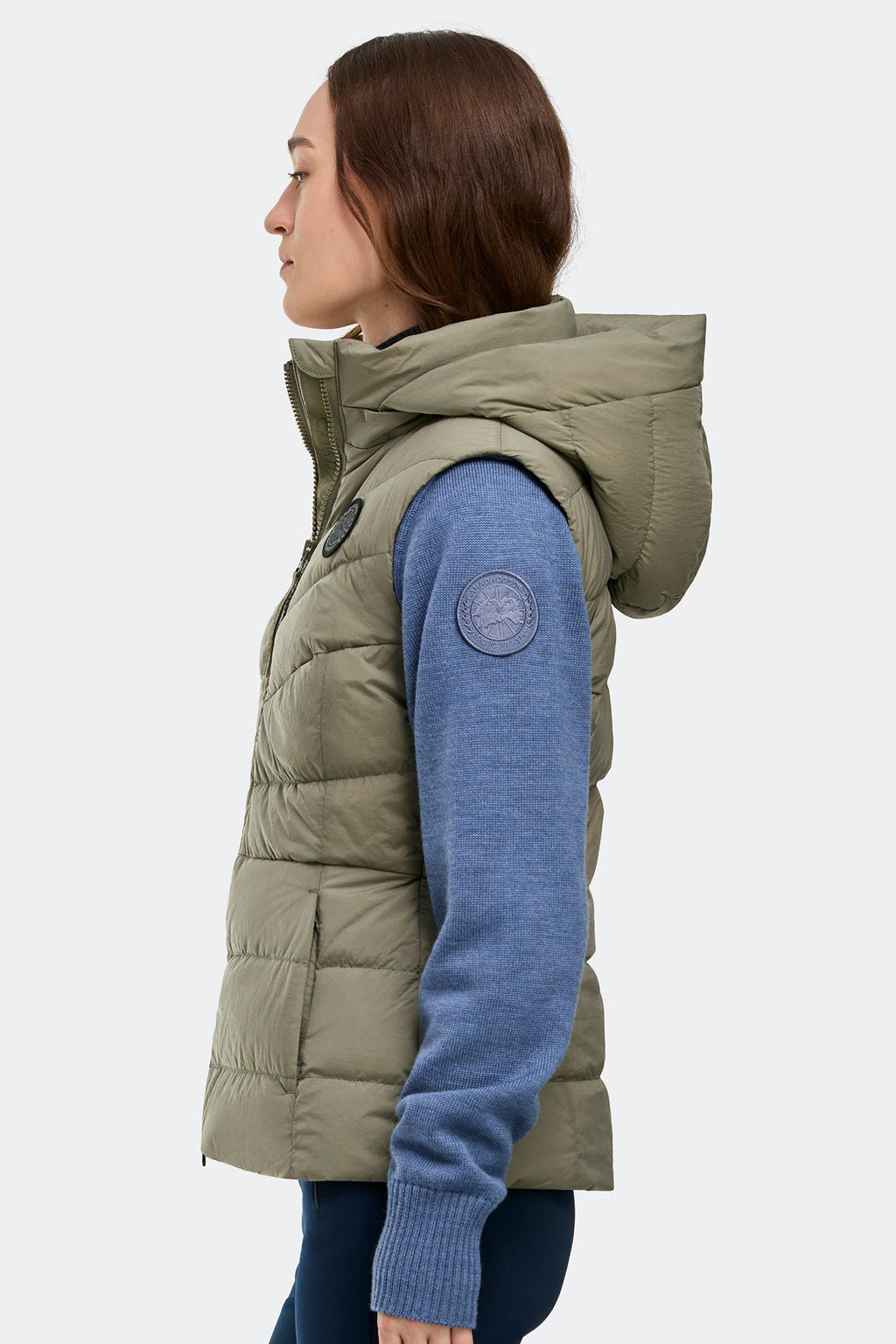 Clair Vest Black Disc