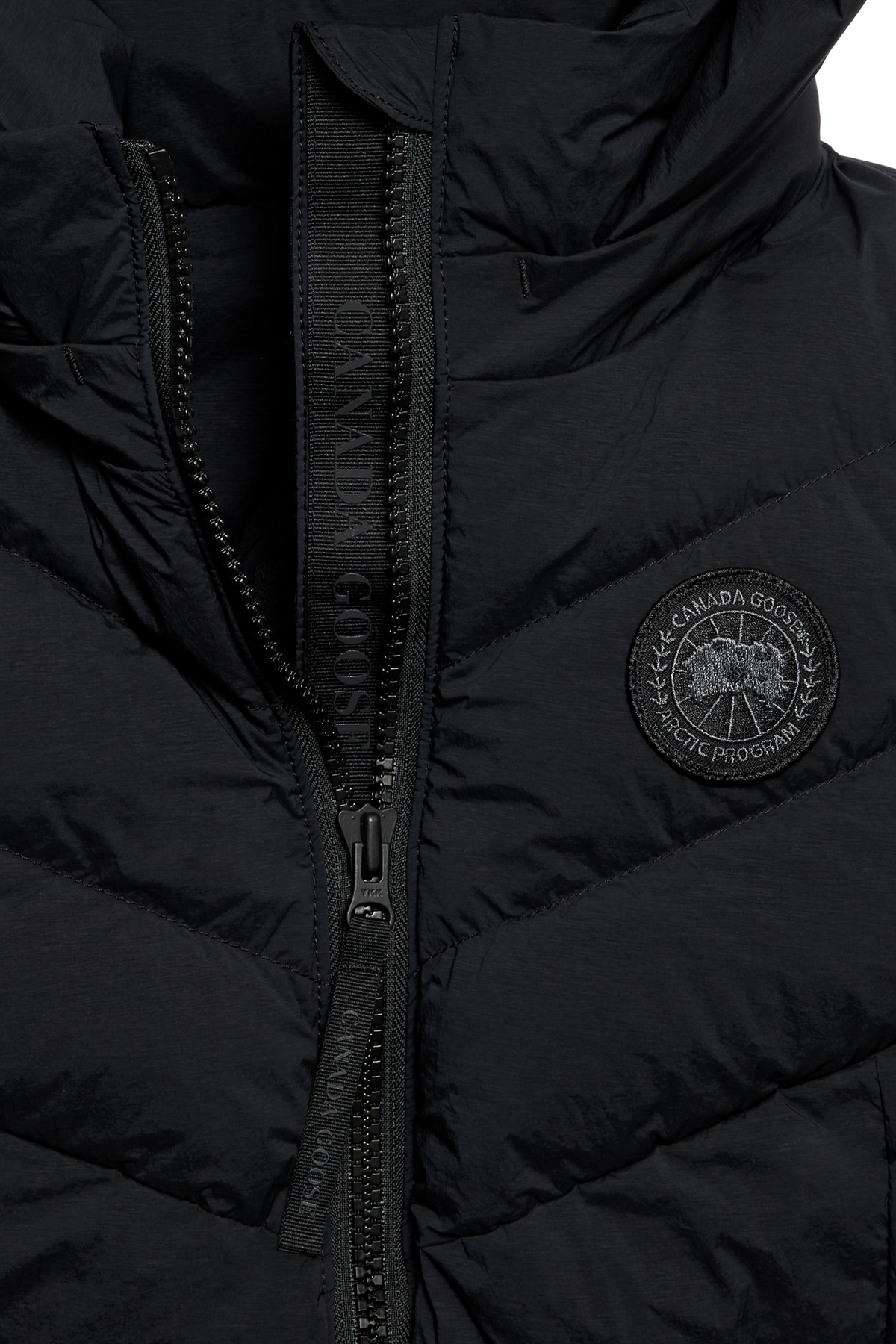 Clair Vest Black Disc