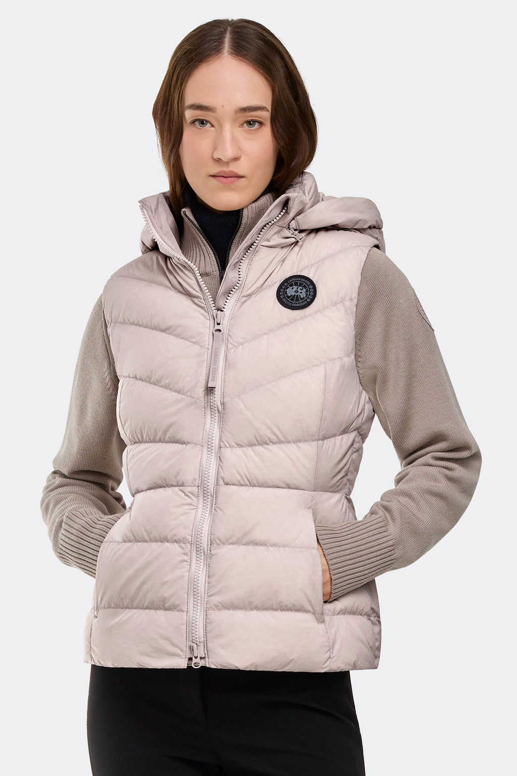 Clair Vest Black Disc