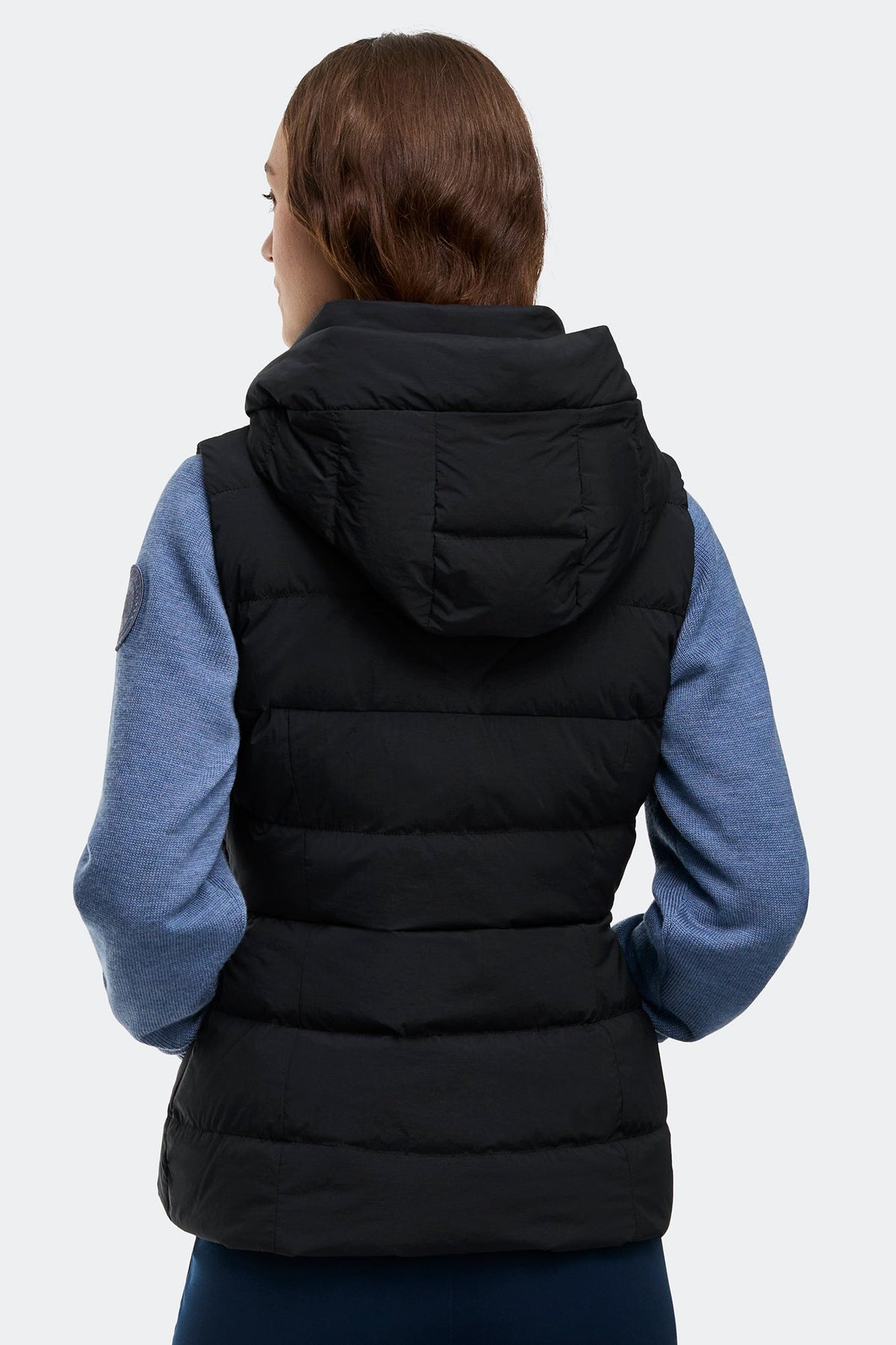 Clair Vest Black Disc