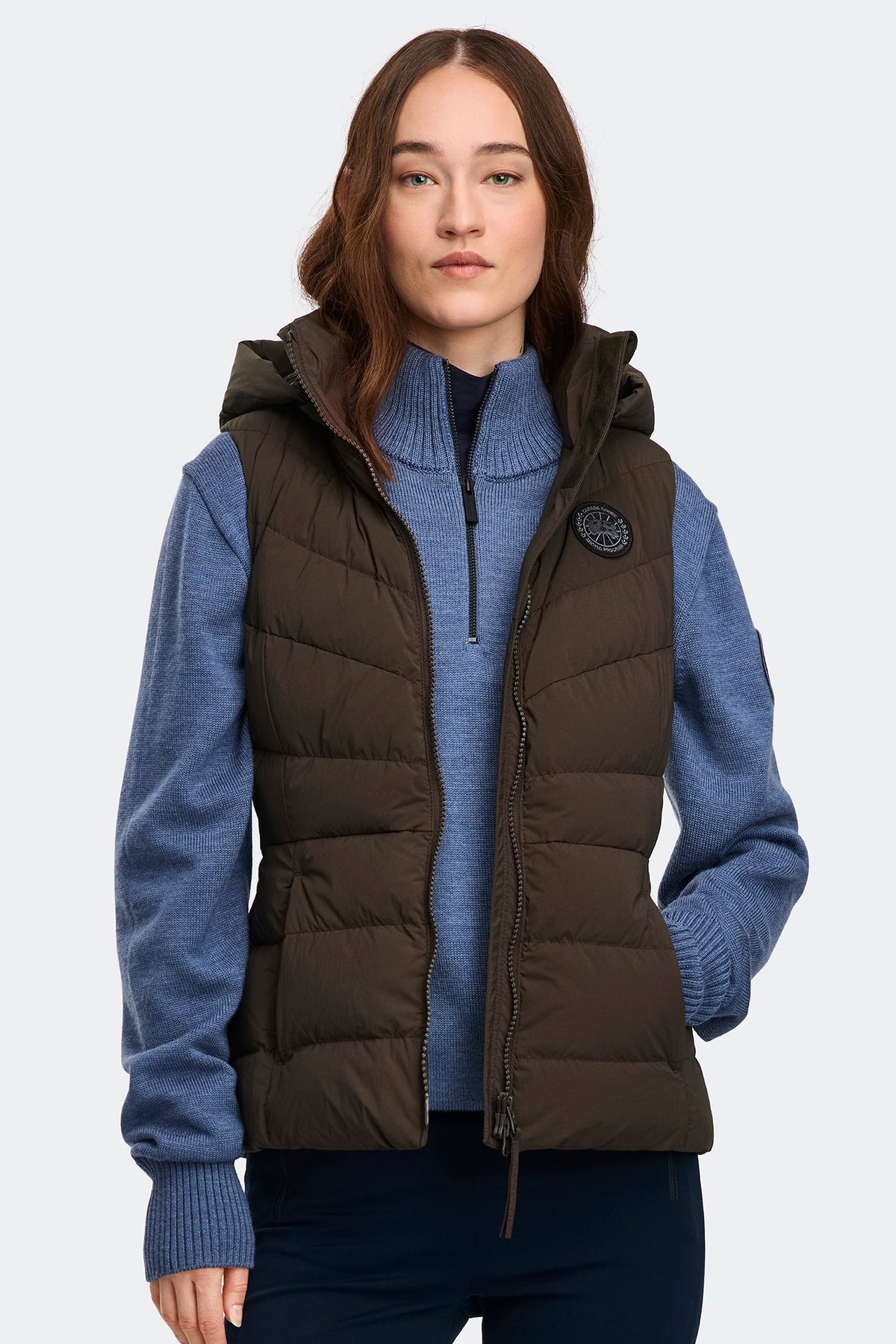 Clair Vest Black Disc