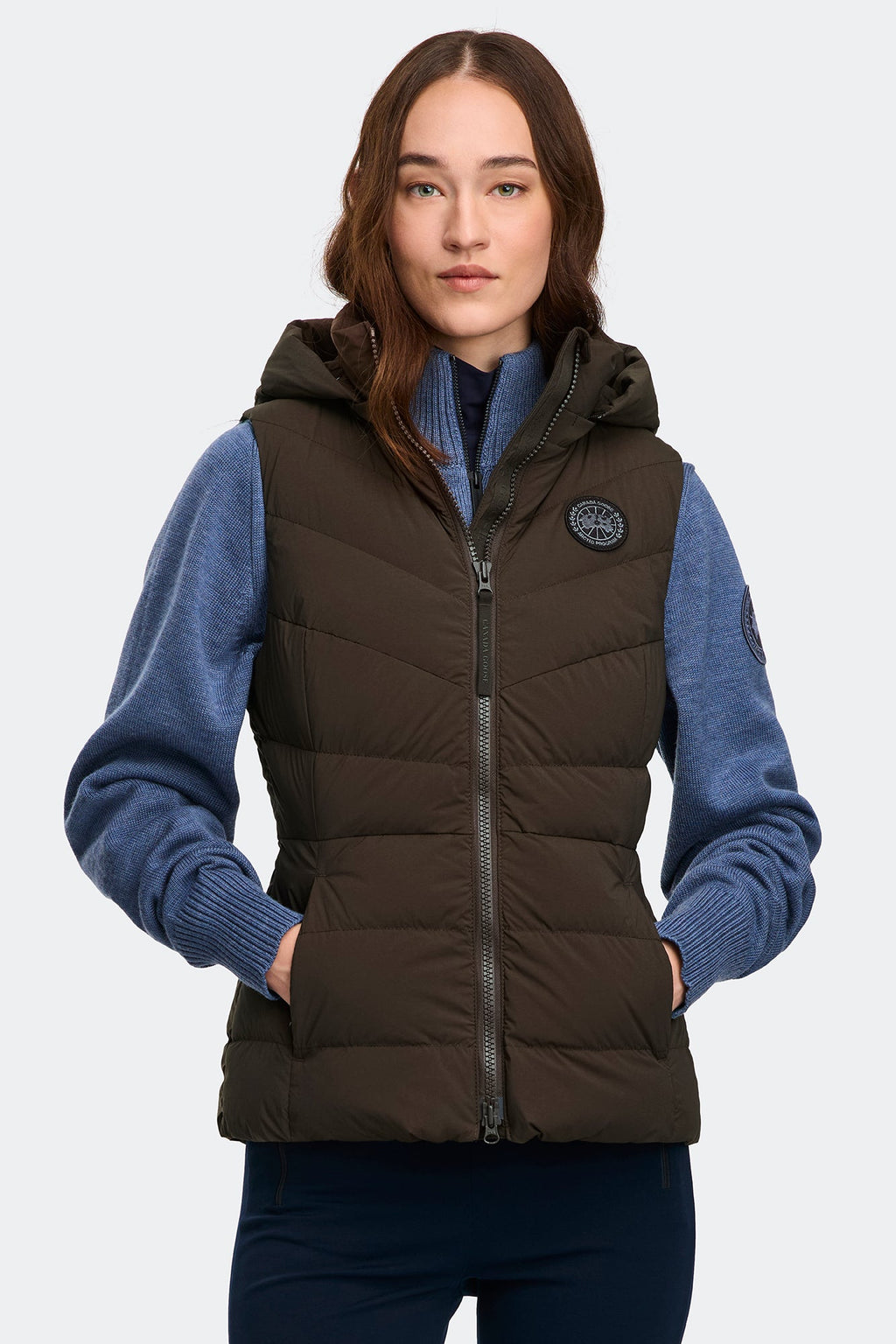 Clair Vest Black Disc