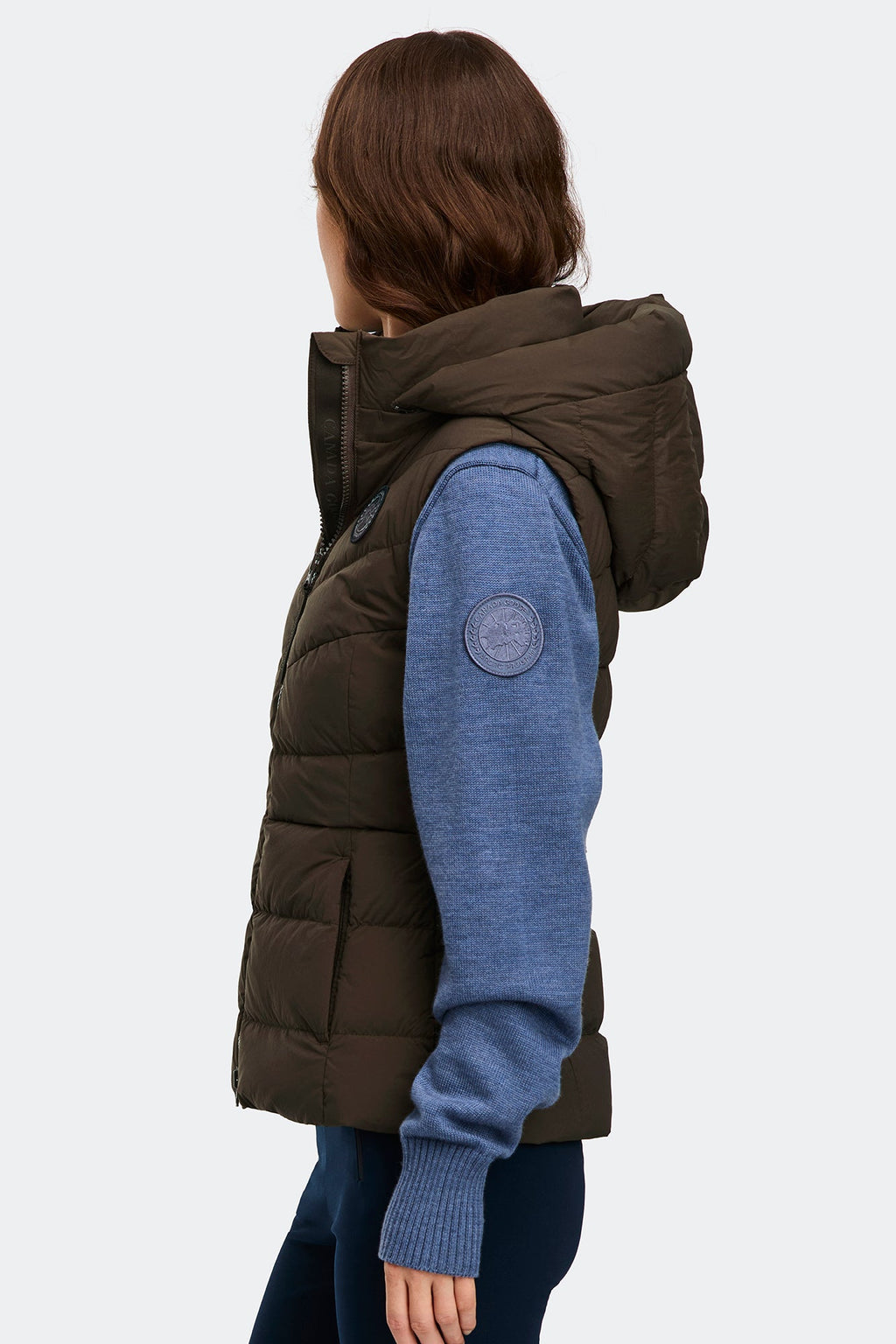 Clair Vest Black Disc