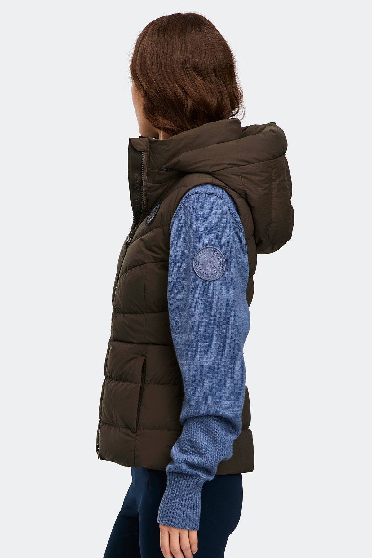 Clair Vest Black Disc