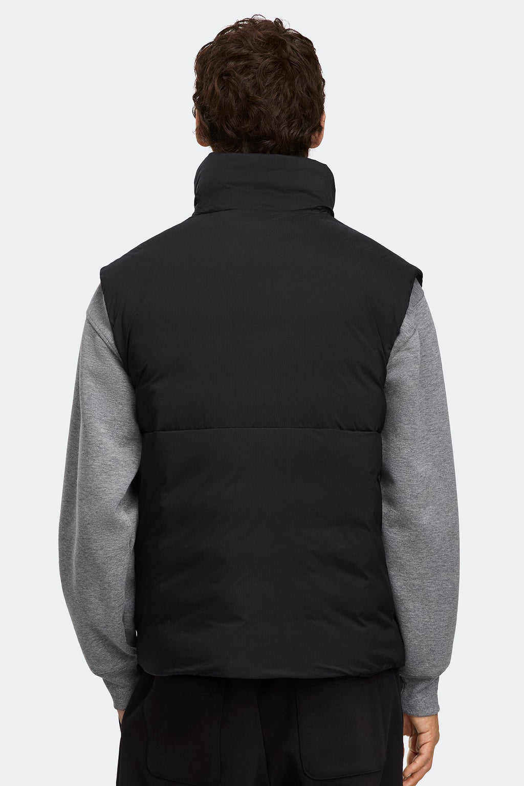 Lodge Vest Black Disc