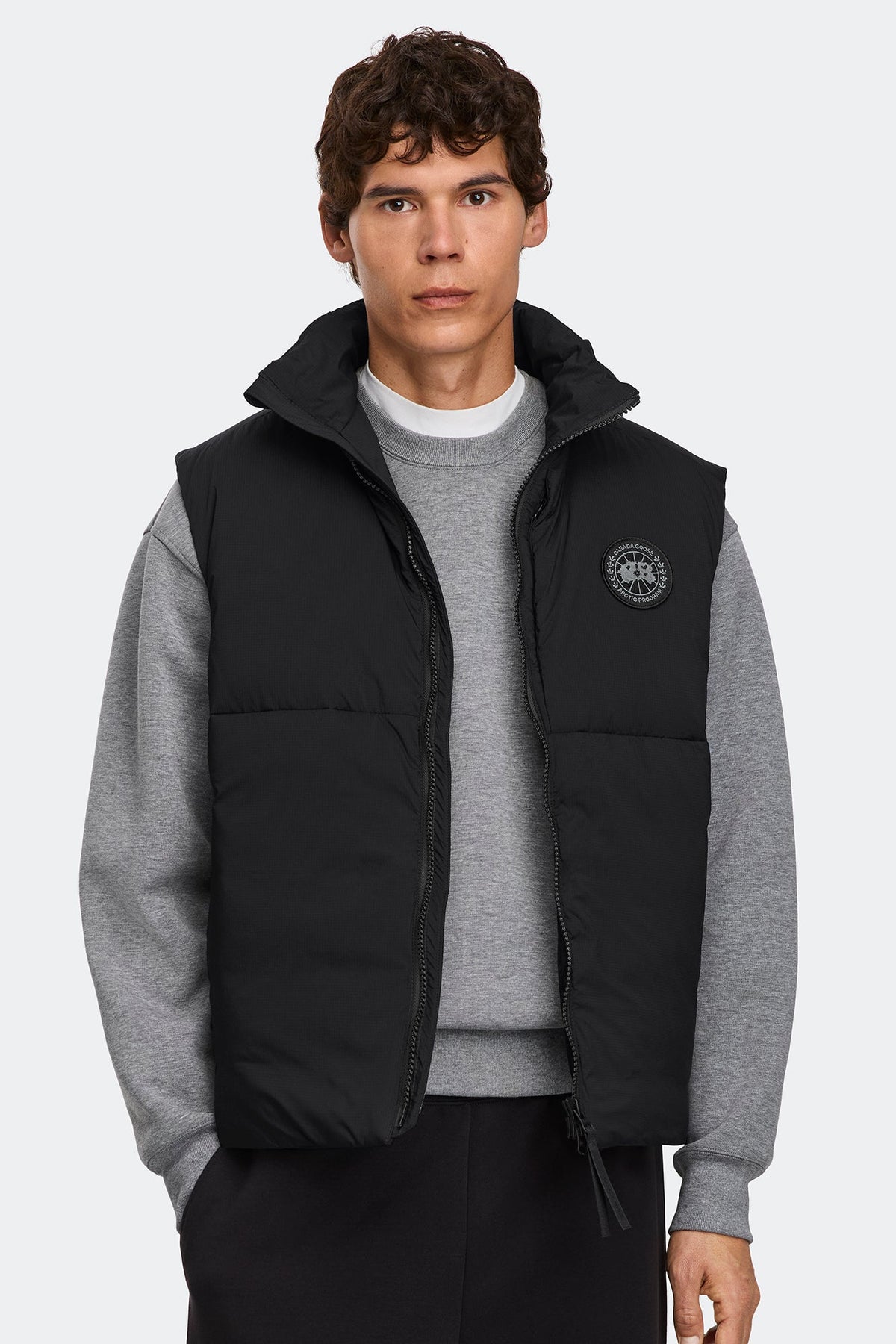 Lodge Vest Black Disc