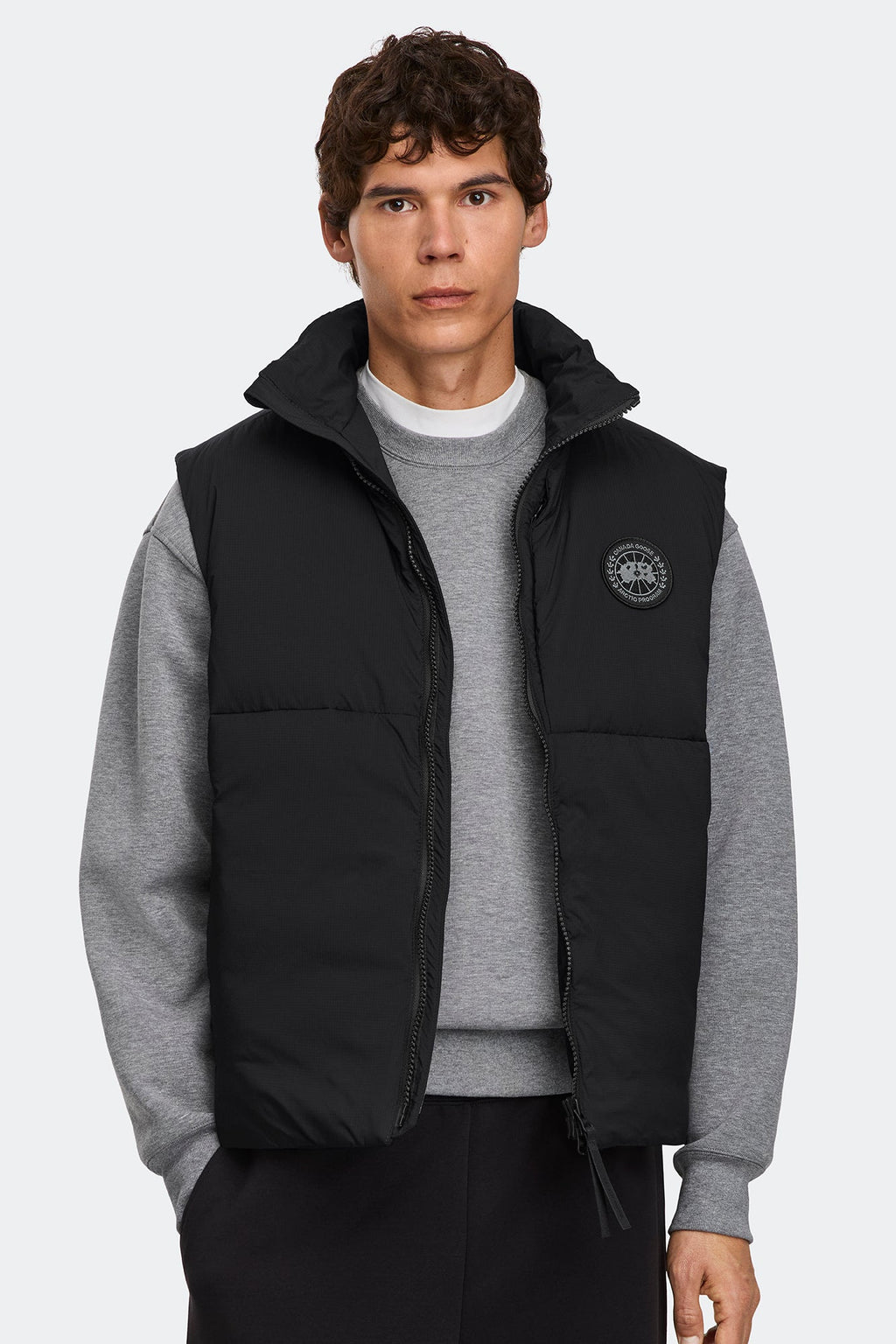 Lodge Vest Black Disc