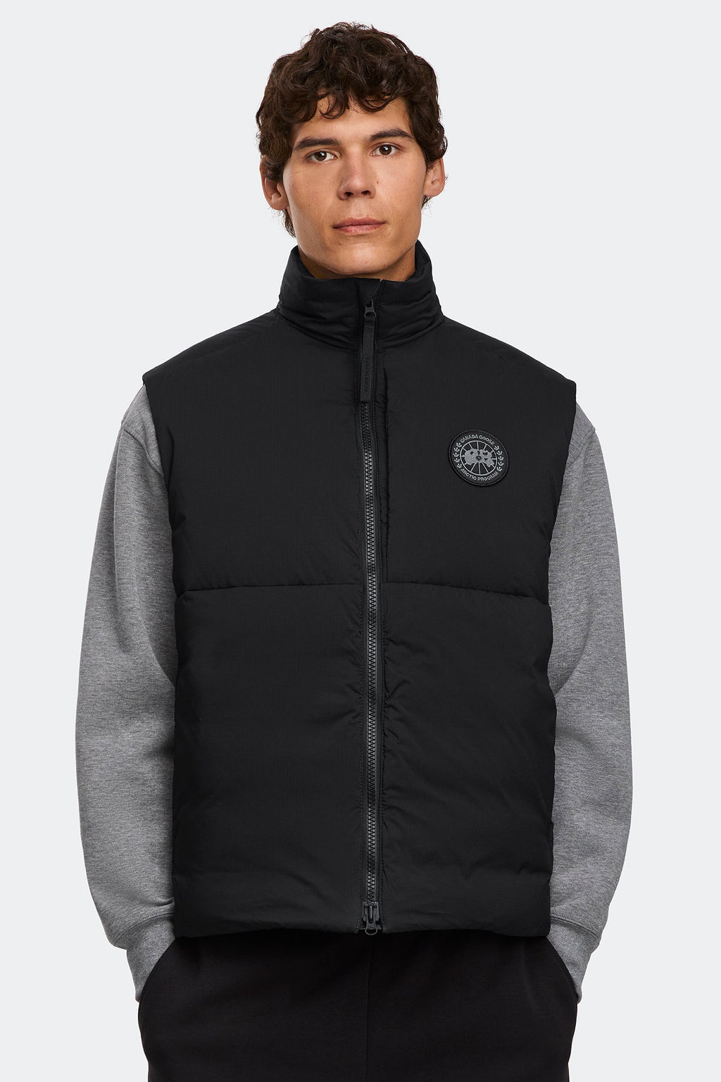 Lodge Vest Black Disc