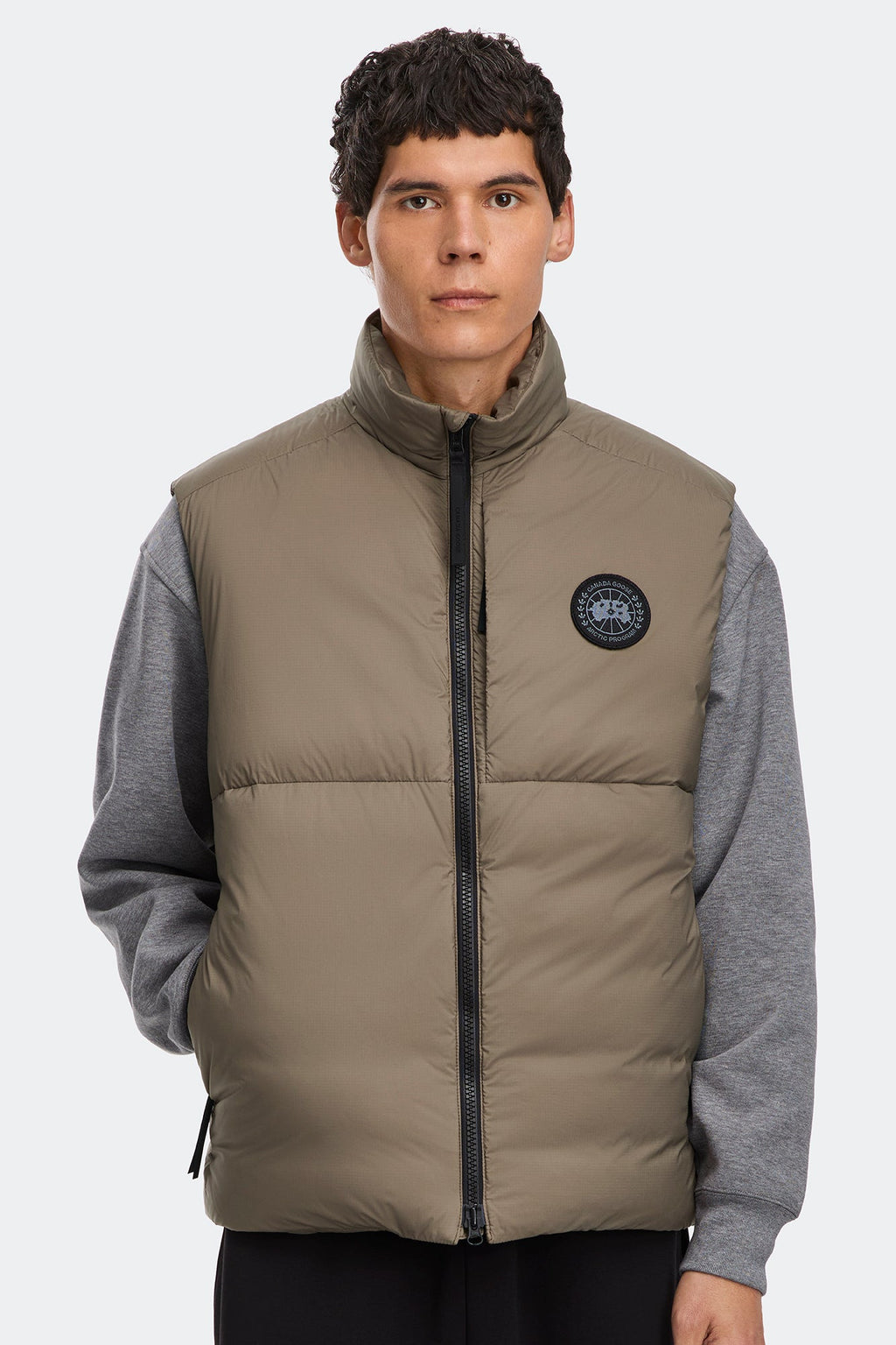 Lodge Vest Black Disc
