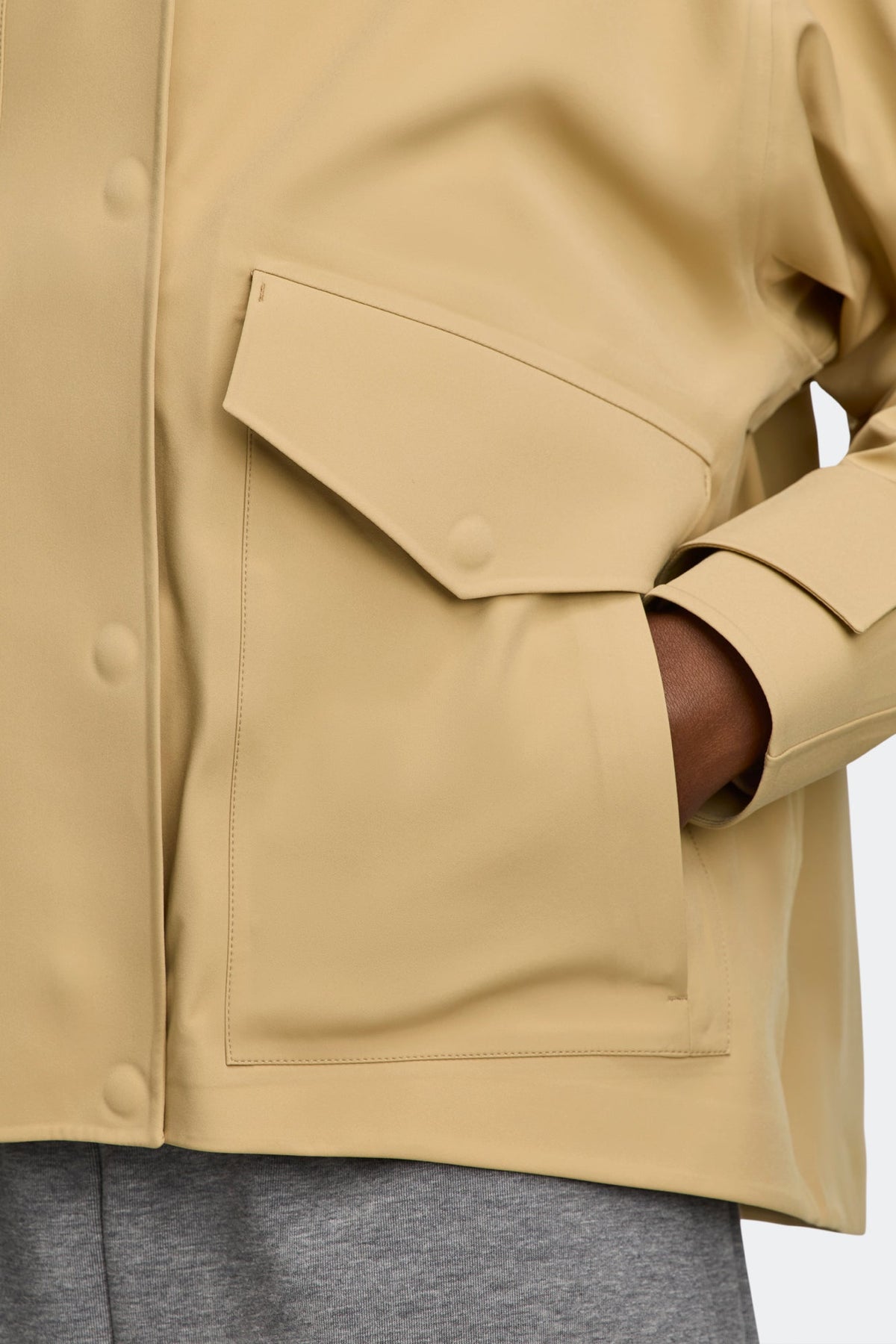 Tofino Rain Jacket Black Disc
