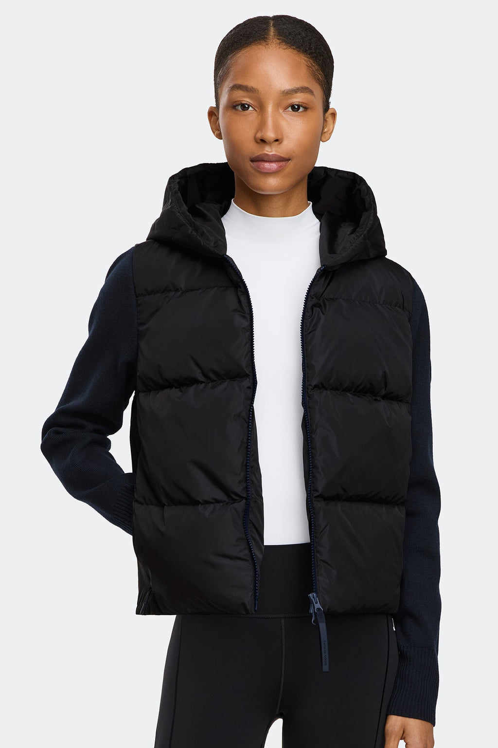 HyBridge® Wide Quilt Knit Hoodie Tonal Disc