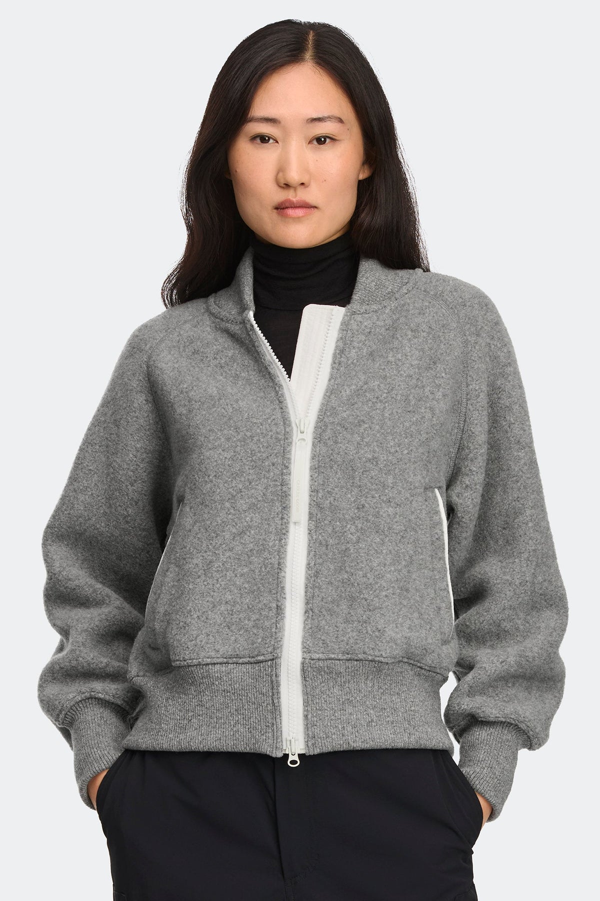 Sierra Fleece Bomber White Disc